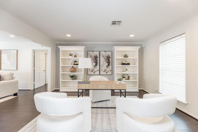 3010 Riata Lane, Houston, TX 77043