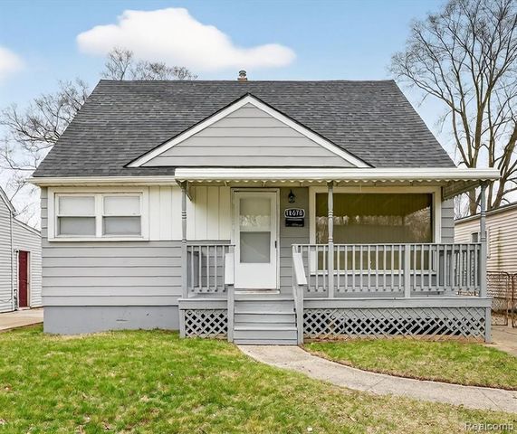 18678 Gaylord, Redford, MI 48240