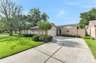 16627 Neumann Drive, Houston, TX 77058