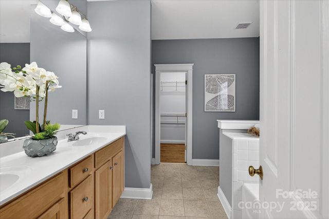 2902 Thayer Drive, Waxhaw, NC 28173