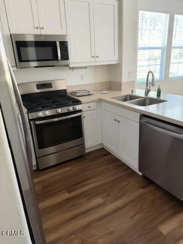 5044 Verdugo Way, Camarillo, CA 93012