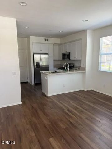 5044 Verdugo Way, Camarillo, CA 93012
