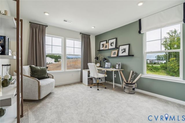 18771 Palisades Rdg, Moseley, VA 23120