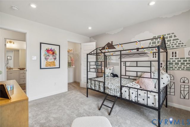18771 Palisades Rdg, Moseley, VA 23120