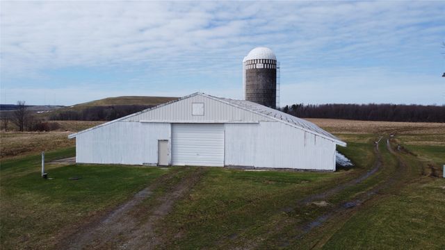 1840 DONATION Road, Erie, PA 16509