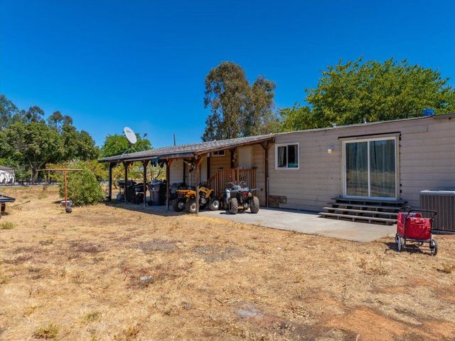10755 Cody Drive, Red Bluff, CA 96080