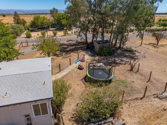 10755 Cody Drive, Red Bluff, CA 96080