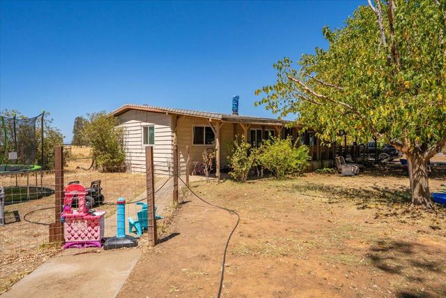 10755 Cody Drive, Red Bluff, CA 96080