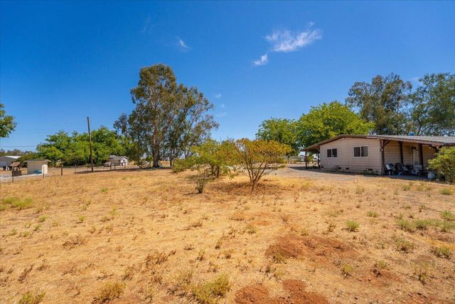 10755 Cody Drive, Red Bluff, CA 96080