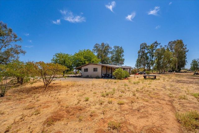 10755 Cody Drive, Red Bluff, CA 96080