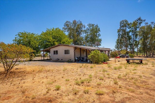 10755 Cody Drive, Red Bluff, CA 96080