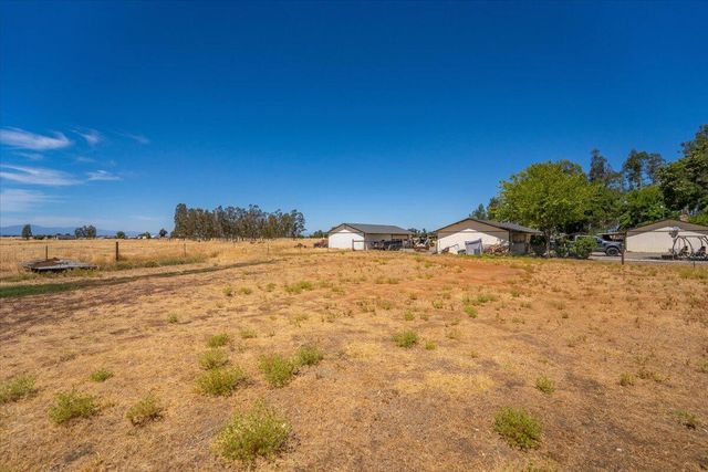 10755 Cody Drive, Red Bluff, CA 96080