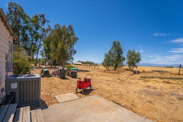 10755 Cody Drive, Red Bluff, CA 96080