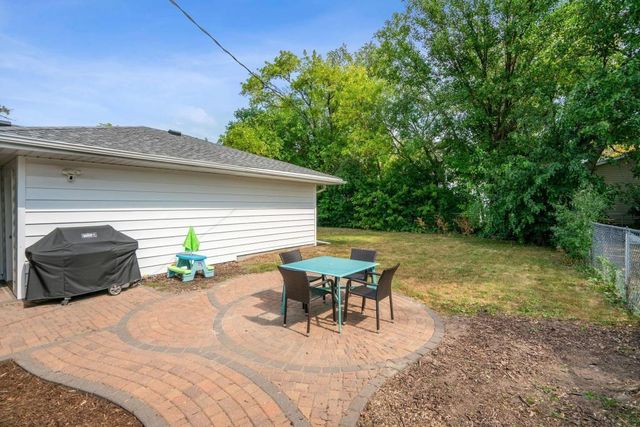 2601 Raleigh Avenue, Saint Louis Park, MN 55416