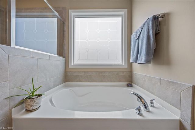 1178 Yorkshire Drive, Burlington, NC 27215