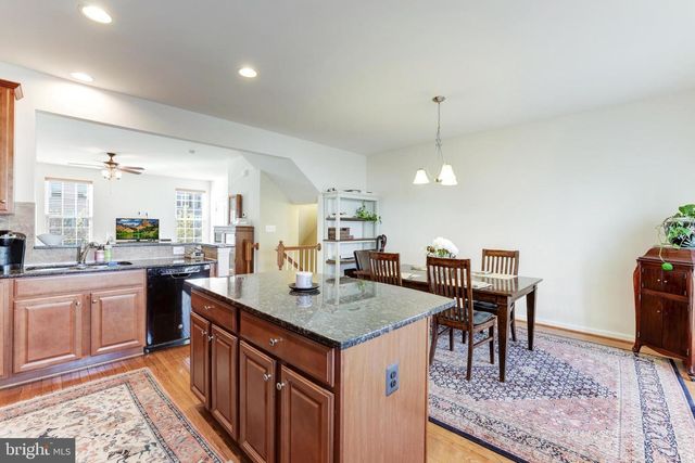 7076 MONGOOSE TRL, Gainesville, VA 20155