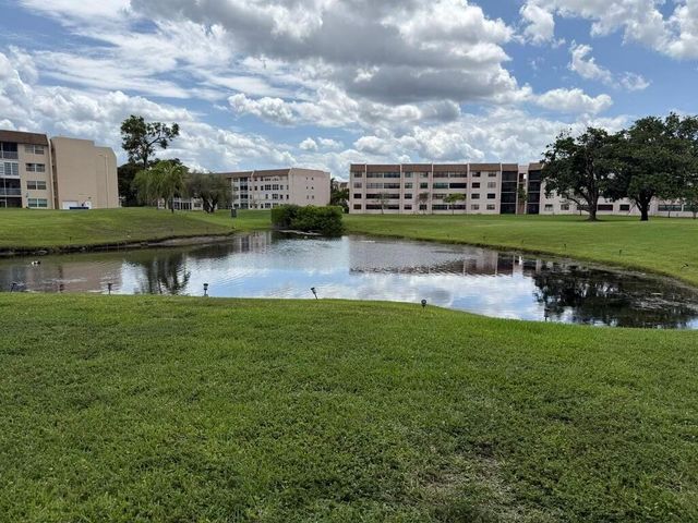 2551 NW 103rd Avenue 107, Sunrise, FL 33322