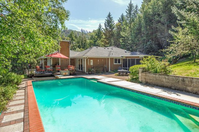 2145 Knowles Road, Medford, OR 97501