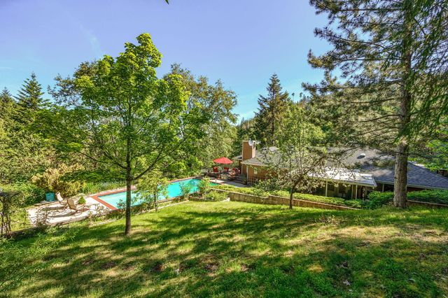 2145 Knowles Road, Medford, OR 97501
