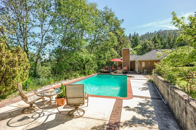 2145 Knowles Road, Medford, OR 97501