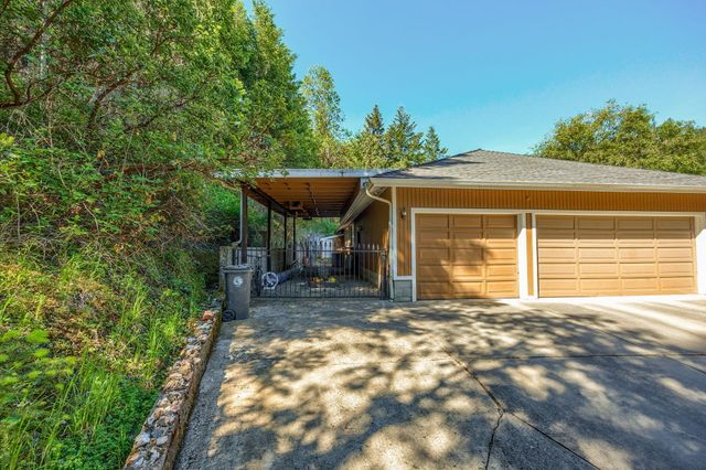 2145 Knowles Road, Medford, OR 97501