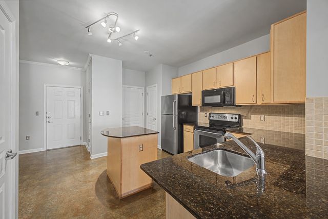 1803 Broadway Apt 612, Nashville, TN 37203