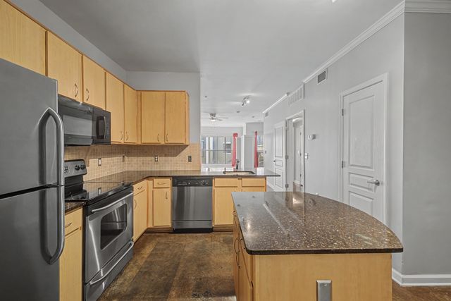 1803 Broadway Apt 612, Nashville, TN 37203