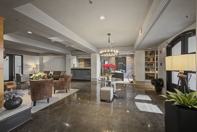 1803 Broadway Apt 612, Nashville, TN 37203