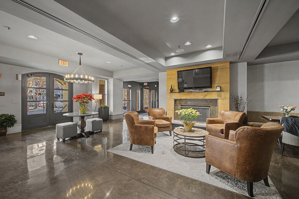 1803 Broadway Apt 612, Nashville, TN 37203