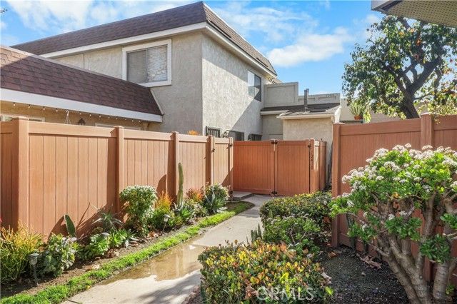 12410 Rancho Vista, Cerritos, CA 90703