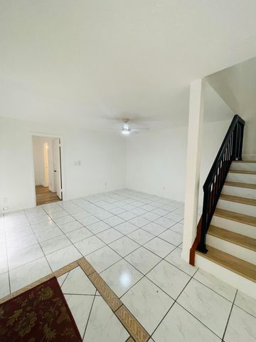 617 NW 132nd Terrace 617, Plantation, FL 33325