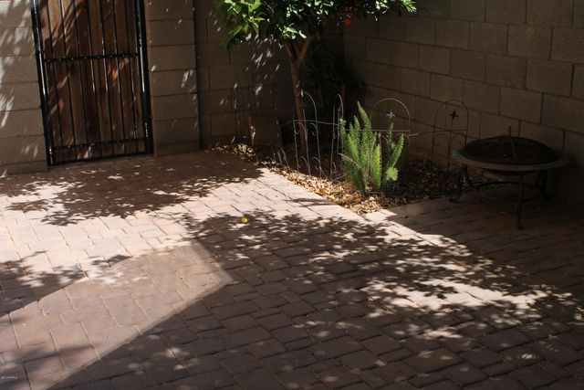 1513 E MOBILE Lane, Phoenix, AZ 85040