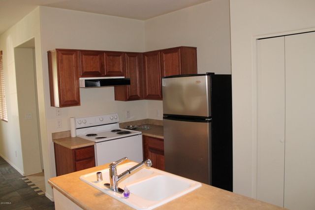 1513 E MOBILE Lane, Phoenix, AZ 85040