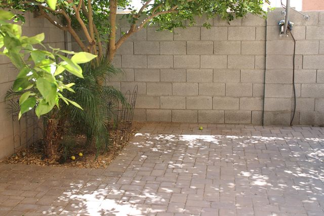 1513 E MOBILE Lane, Phoenix, AZ 85040