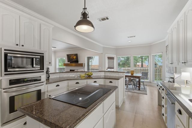 803 Woodside Court, Highland Village, TX 75077
