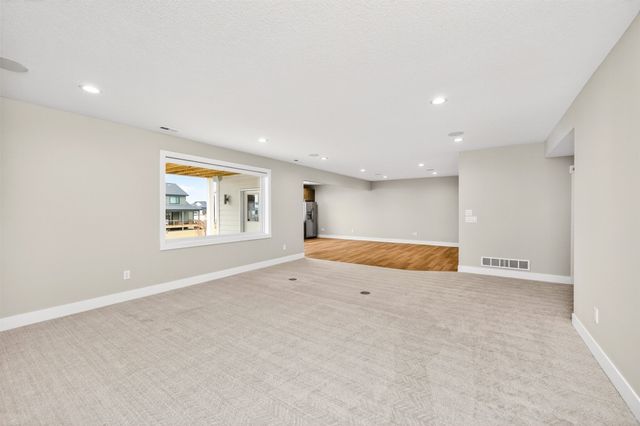 17686 Townsend Drive, Clive, IA 50325