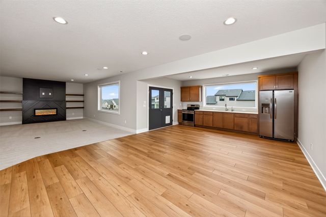 17686 Townsend Drive, Clive, IA 50325