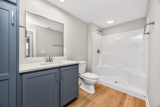 17686 Townsend Drive, Clive, IA 50325