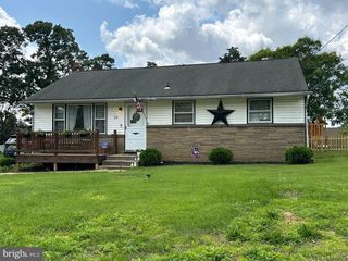 28 PINEVIEW TER, Bridgeton, NJ 08302