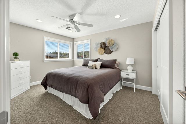 2315 Robertson Crest, Grants Pass, OR 97527