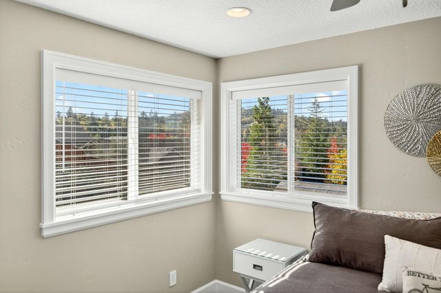 2315 Robertson Crest, Grants Pass, OR 97527