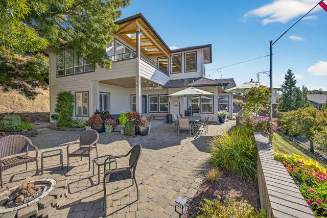 2315 Robertson Crest, Grants Pass, OR 97527