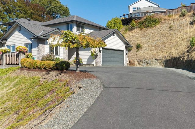 2315 Robertson Crest, Grants Pass, OR 97527