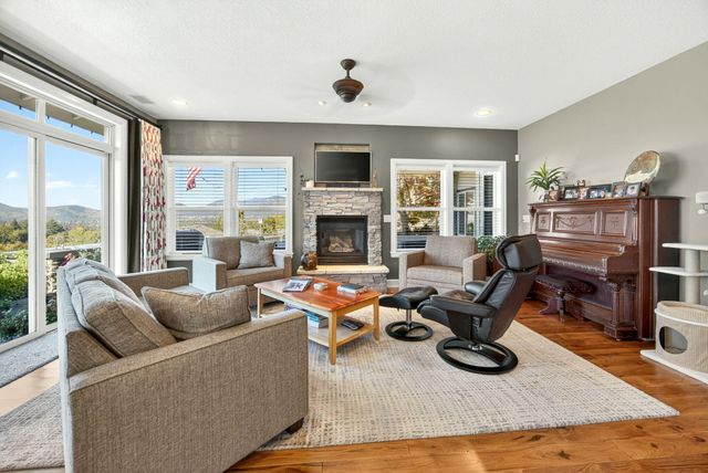 2315 Robertson Crest, Grants Pass, OR 97527