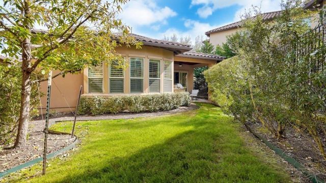 4501 WESTLAKE DR 23, Austin, TX 78746