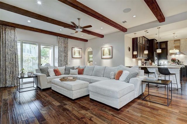 4501 WESTLAKE DR 23, Austin, TX 78746