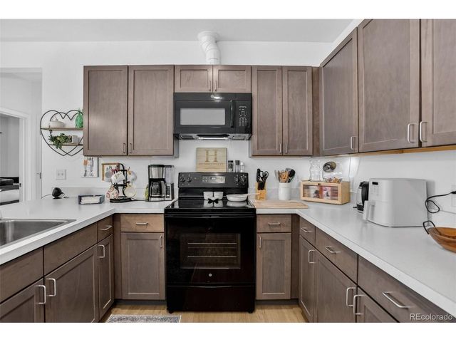 8475 E 36th Ave 221, Denver, CO 80238