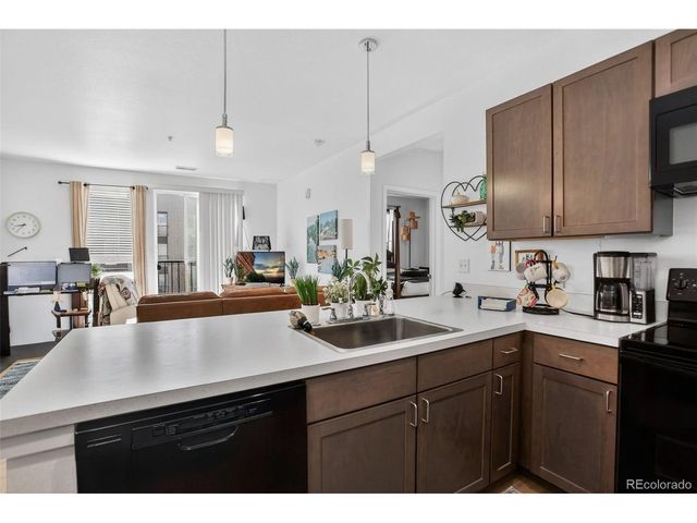 8475 E 36th Ave 221, Denver, CO 80238