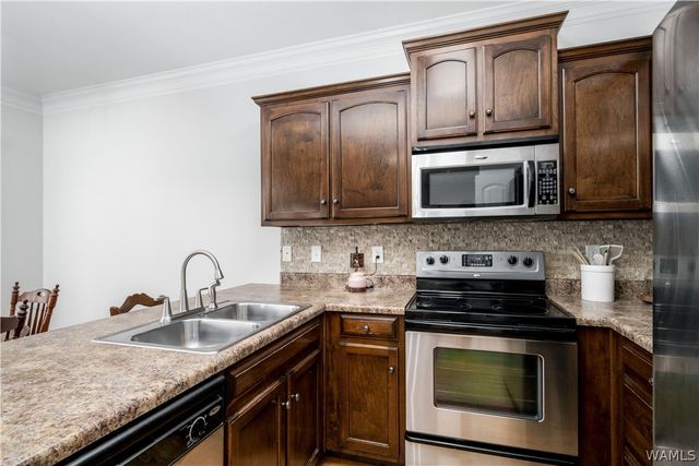 11875 Lathrop, Moundville, AL 35474