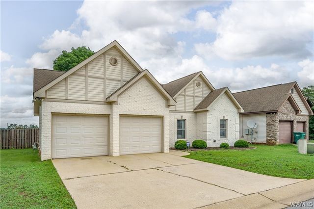 11875 Lathrop, Moundville, AL 35474